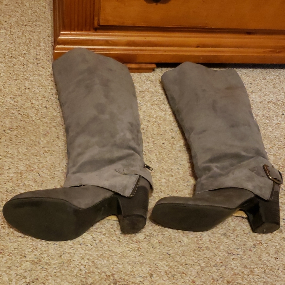 Nine West genuine suede knee high boots 9.5